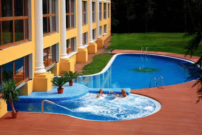 Royal Medical Cezar Hotel Truskaveț Exterior foto