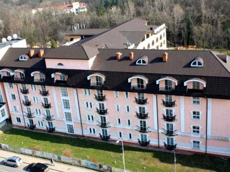 Royal Medical Cezar Hotel Truskaveț Exterior foto